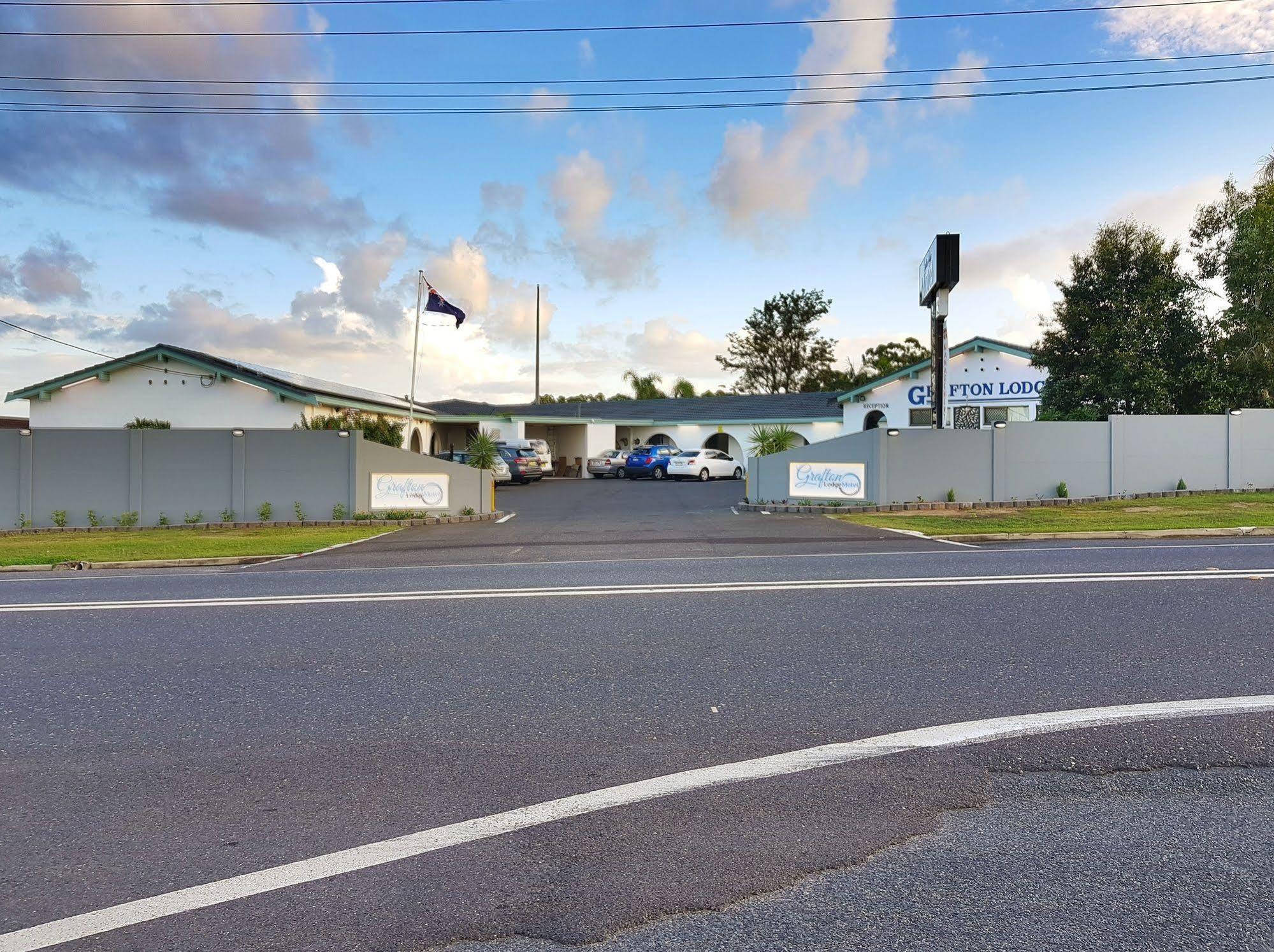 Grafton Lodge Motel Exteriör bild